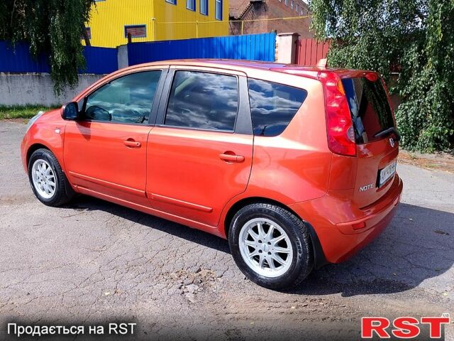 Ниссан Ноут, объемом двигателя 1.6 л и пробегом 216 тыс. км за 4550 $, фото 2 на Automoto.ua