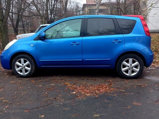 Ниссан Ноут, объемом двигателя 1.4 л и пробегом 210 тыс. км за 4600 $, фото 2 на Automoto.ua