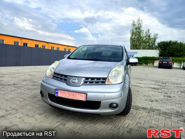 Ниссан Ноут, объемом двигателя 1.6 л и пробегом 170 тыс. км за 5999 $, фото 1 на Automoto.ua