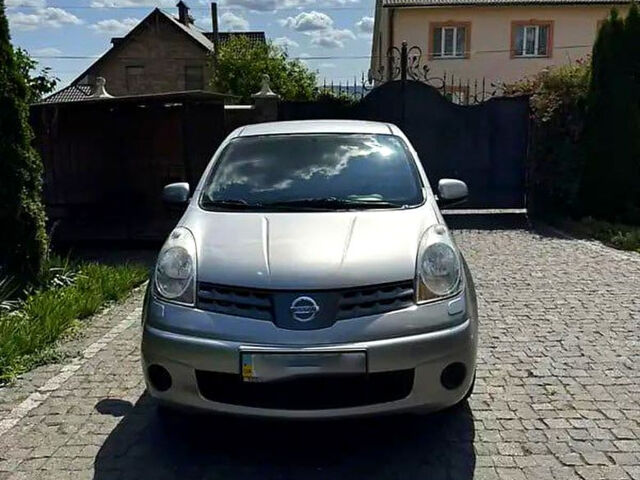 Ниссан Ноут, объемом двигателя 1.4 л и пробегом 135 тыс. км за 6500 $, фото 2 на Automoto.ua