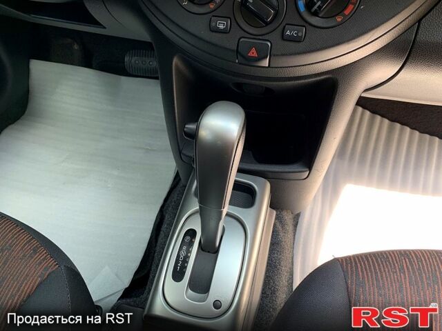 Ниссан Ноут, объемом двигателя 1.6 л и пробегом 200 тыс. км за 7700 $, фото 2 на Automoto.ua