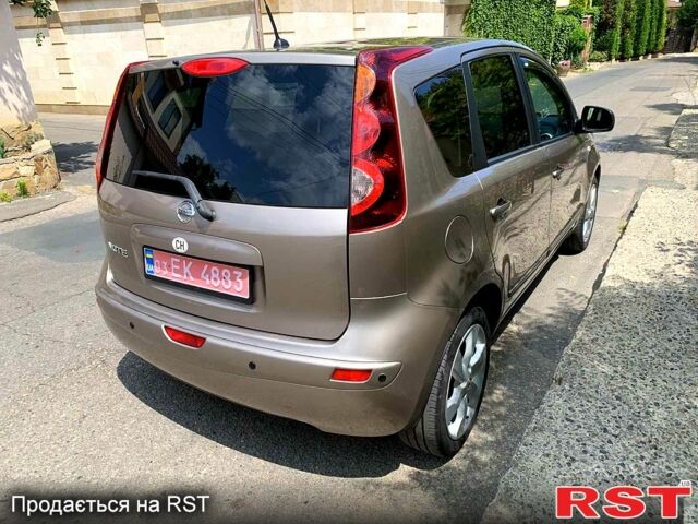 Ниссан Ноут, объемом двигателя 1.6 л и пробегом 200 тыс. км за 7700 $, фото 11 на Automoto.ua