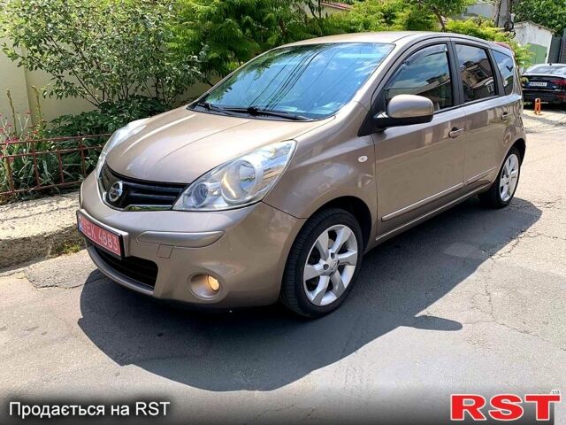 Ниссан Ноут, объемом двигателя 1.6 л и пробегом 200 тыс. км за 7700 $, фото 5 на Automoto.ua