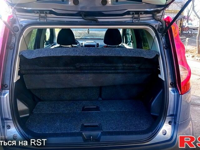 Ниссан Ноут, объемом двигателя 1.4 л и пробегом 102 тыс. км за 6500 $, фото 4 на Automoto.ua
