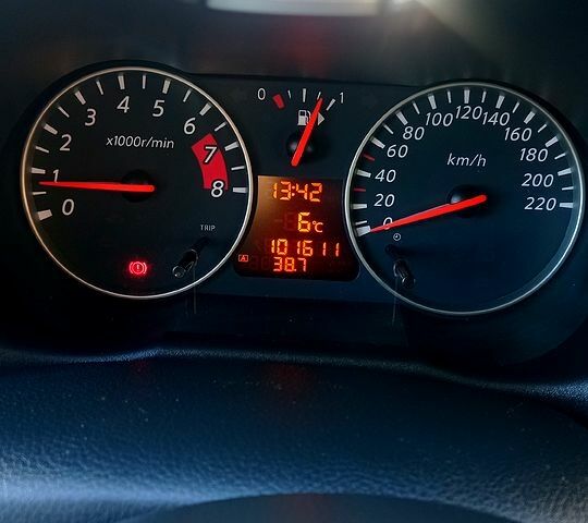 Ниссан Ноут, объемом двигателя 1.4 л и пробегом 102 тыс. км за 6500 $, фото 9 на Automoto.ua