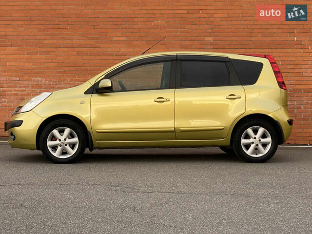 Ніссан Ноут 2006 у Києві на Automoto.ua Жовтий Ніссан Ноут, об'ємом двигуна 1.6 л та пробігом 232 тис. км за 5400 $, фото 6 на Automoto.ua