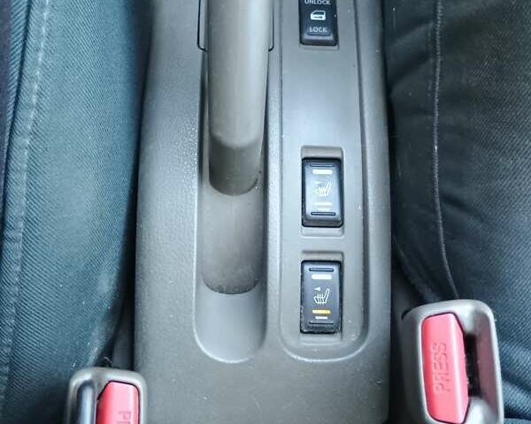 Желтый Ниссан Ноут, объемом двигателя 1.6 л и пробегом 153 тыс. км за 5800 $, фото 4 на Automoto.ua