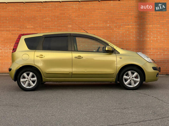 Ніссан Ноут 2006 у Києві на Automoto.ua Жовтий Ніссан Ноут, об'ємом двигуна 1.6 л та пробігом 232 тис. км за 5400 $, фото 14 на Automoto.ua
