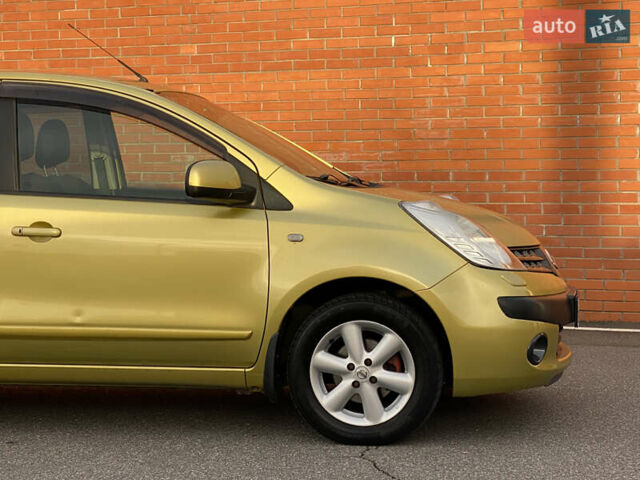 Ніссан Ноут 2006 у Києві на Automoto.ua Жовтий Ніссан Ноут, об'ємом двигуна 1.6 л та пробігом 232 тис. км за 5400 $, фото 15 на Automoto.ua