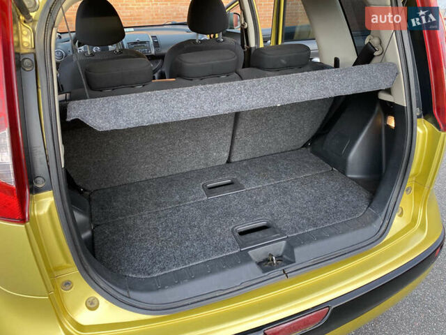 Ніссан Ноут 2006 у Києві на Automoto.ua Жовтий Ніссан Ноут, об'ємом двигуна 1.6 л та пробігом 232 тис. км за 5400 $, фото 29 на Automoto.ua