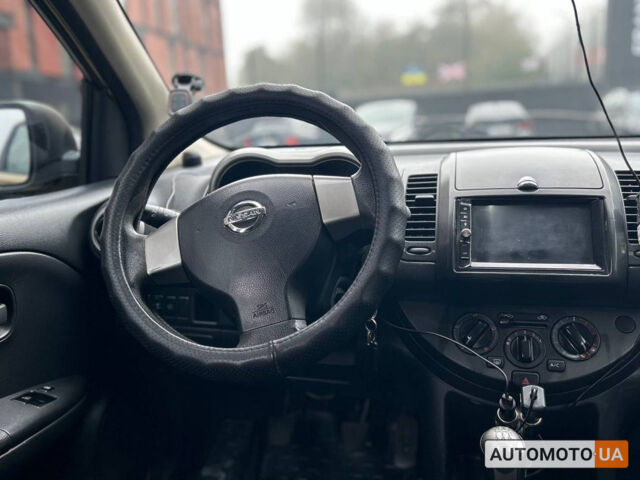 Желтый Ниссан Ноут, объемом двигателя 1.4 л и пробегом 374 тыс. км за 5999 $, фото 9 на Automoto.ua