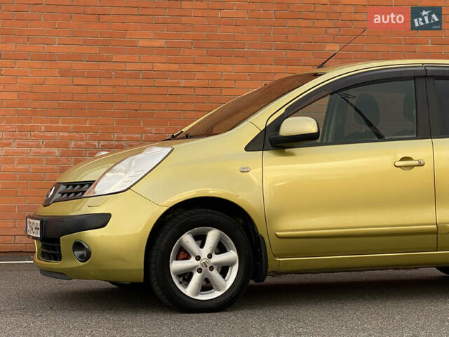 Ніссан Ноут 2006 у Києві на Automoto.ua Жовтий Ніссан Ноут, об'ємом двигуна 1.6 л та пробігом 232 тис. км за 5400 $, фото 5 на Automoto.ua