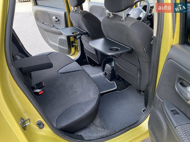 Ніссан Ноут 2006 у Києві на Automoto.ua Жовтий Ніссан Ноут, об'ємом двигуна 1.6 л та пробігом 232 тис. км за 5400 $, фото 31 на Automoto.ua