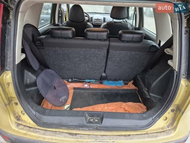 Ниссан Ноут 2007 в Киеве на Automoto.ua Желтый Ниссан Ноут, объемом двигателя 1.6 л и пробегом 113 тыс. км за 4200 $, фото 10 на Automoto.ua