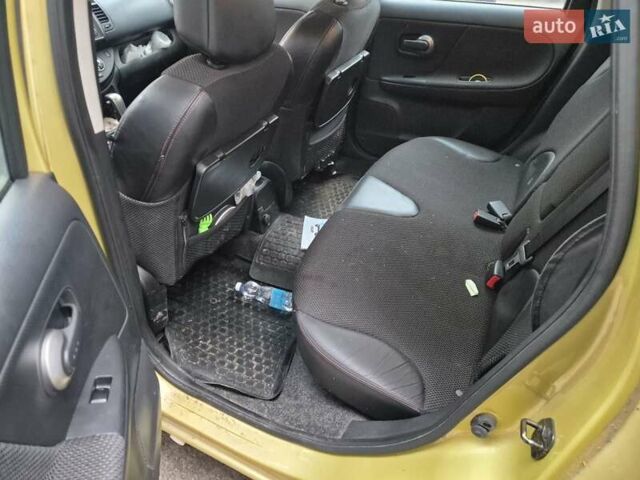 Ниссан Ноут 2007 в Киеве на Automoto.ua Желтый Ниссан Ноут, объемом двигателя 1.6 л и пробегом 113 тыс. км за 4200 $, фото 7 на Automoto.ua