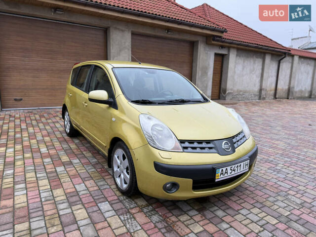 Желтый Ниссан Ноут, объемом двигателя 1.6 л и пробегом 113 тыс. км за 6700 $, фото 4 на Automoto.ua