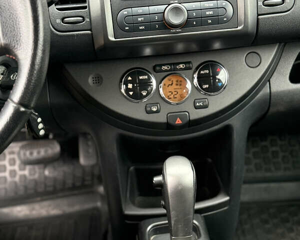 Желтый Ниссан Ноут, объемом двигателя 1.6 л и пробегом 113 тыс. км за 6700 $, фото 13 на Automoto.ua