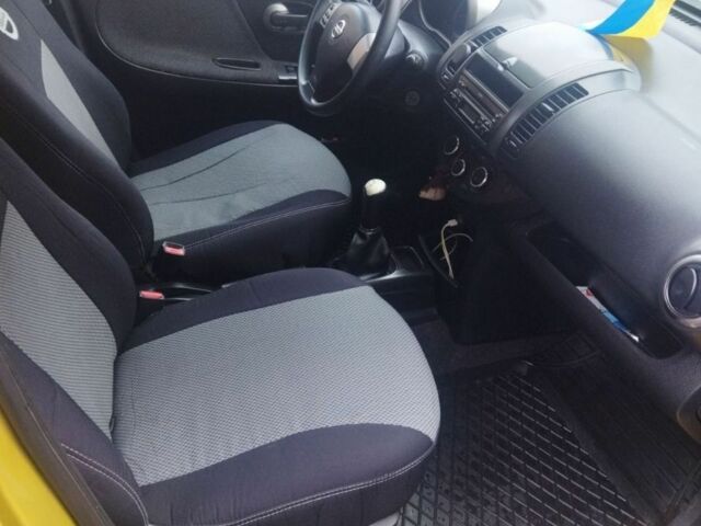 Жовтий Ніссан Ноут, об'ємом двигуна 1.4 л та пробігом 242 тис. км за 4199 $, фото 2 на Automoto.ua