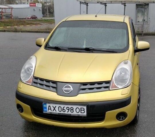 Желтый Ниссан Ноут, объемом двигателя 1.4 л и пробегом 272 тыс. км за 4200 $, фото 10 на Automoto.ua