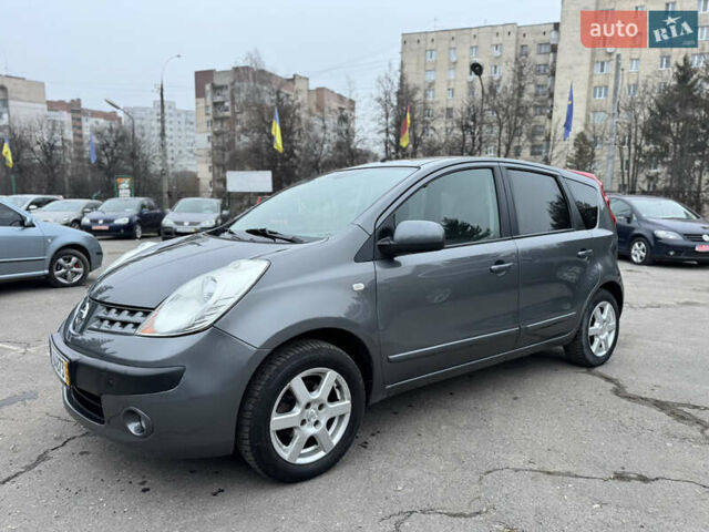 Серый Ниссан Ноут, объемом двигателя 1.6 л и пробегом 168 тыс. км за 6750 $, фото 1 на Automoto.ua