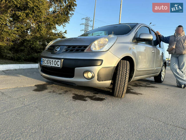 Серый Ниссан Ноут, объемом двигателя 1.6 л и пробегом 311 тыс. км за 5100 $, фото 12 на Automoto.ua