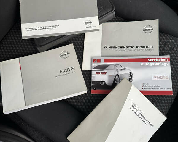 Серый Ниссан Ноут, объемом двигателя 1.4 л и пробегом 187 тыс. км за 5400 $, фото 15 на Automoto.ua