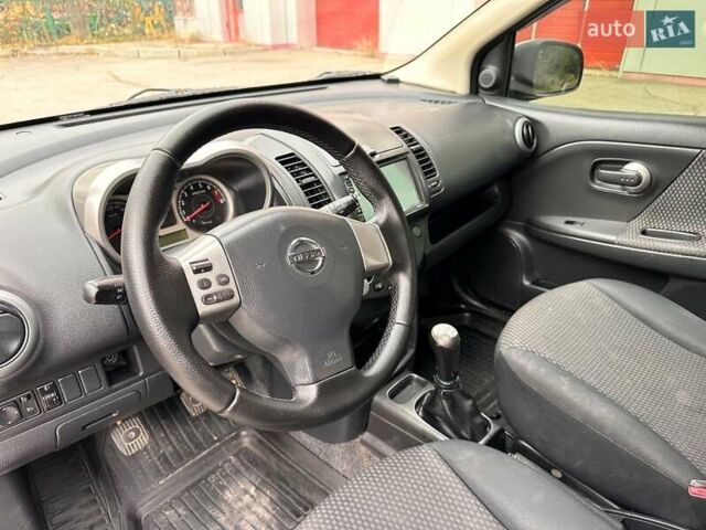Серый Ниссан Ноут, объемом двигателя 1.4 л и пробегом 208 тыс. км за 5000 $, фото 27 на Automoto.ua