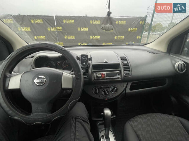 Сірий Ніссан Ноут, об'ємом двигуна 1.6 л та пробігом 220 тис. км за 6700 $, фото 2 на Automoto.ua