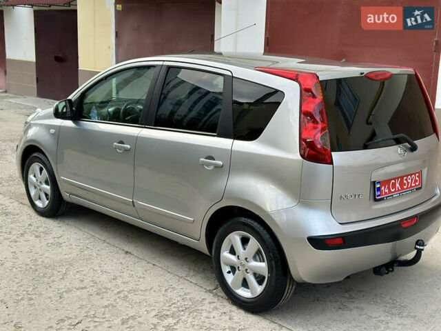 Сірий Ніссан Ноут, об'ємом двигуна 1.4 л та пробігом 130 тис. км за 5450 $, фото 70 на Automoto.ua