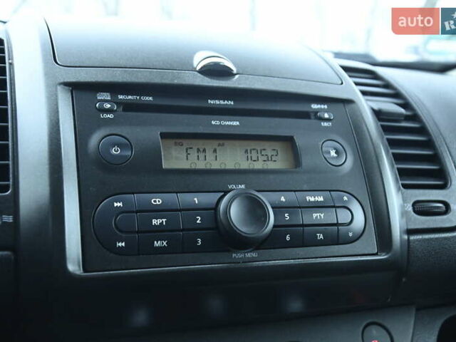 Сірий Ніссан Ноут, об'ємом двигуна 1.6 л та пробігом 258 тис. км за 5150 $, фото 18 на Automoto.ua