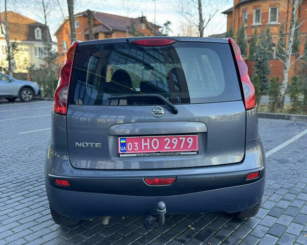 Серый Ниссан Ноут, объемом двигателя 1.4 л и пробегом 187 тыс. км за 5400 $, фото 4 на Automoto.ua