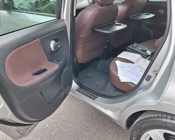 Сірий Ніссан Ноут, об'ємом двигуна 1.6 л та пробігом 161 тис. км за 6999 $, фото 33 на Automoto.ua