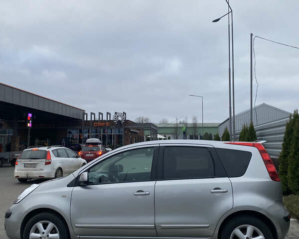 Сірий Ніссан Ноут, об'ємом двигуна 1.6 л та пробігом 214 тис. км за 5200 $, фото 11 на Automoto.ua