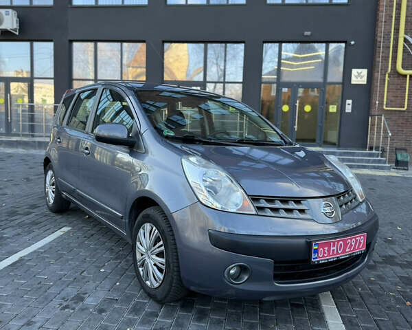 Серый Ниссан Ноут, объемом двигателя 1.4 л и пробегом 187 тыс. км за 5400 $, фото 7 на Automoto.ua