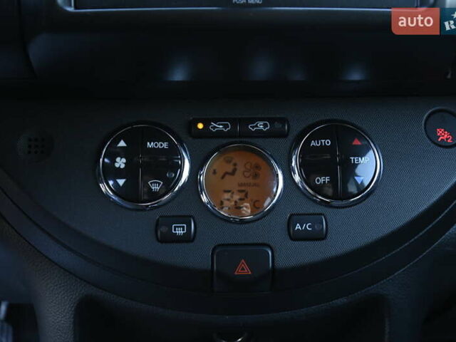 Сірий Ніссан Ноут, об'ємом двигуна 1.6 л та пробігом 198 тис. км за 5150 $, фото 17 на Automoto.ua