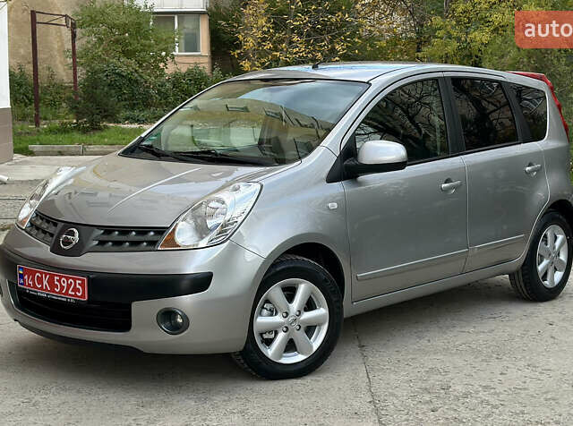 Сірий Ніссан Ноут, об'ємом двигуна 1.4 л та пробігом 130 тис. км за 5450 $, фото 15 на Automoto.ua