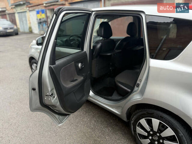 Сірий Ніссан Ноут, об'ємом двигуна 1.6 л та пробігом 90 тис. км за 5999 $, фото 23 на Automoto.ua