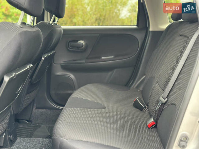 Серый Ниссан Ноут, объемом двигателя 1.6 л и пробегом 186 тыс. км за 6650 $, фото 13 на Automoto.ua