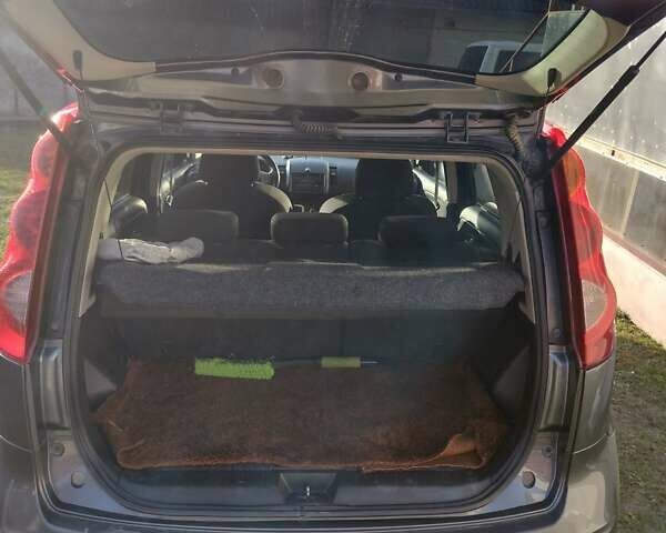 Сірий Ніссан Ноут, об'ємом двигуна 1.46 л та пробігом 246 тис. км за 5350 $, фото 16 на Automoto.ua