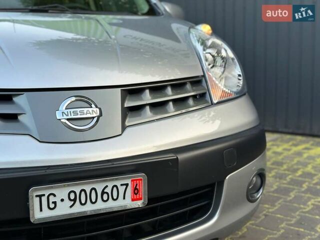Серый Ниссан Ноут, объемом двигателя 1.6 л и пробегом 181 тыс. км за 5999 $, фото 2 на Automoto.ua