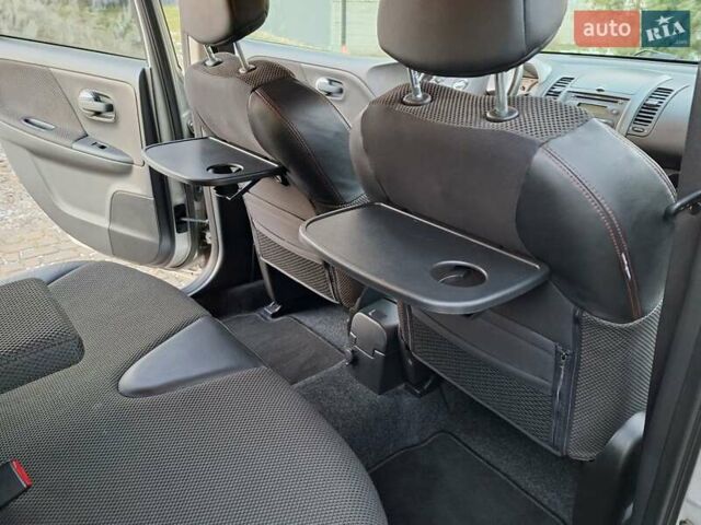 Сірий Ніссан Ноут, об'ємом двигуна 1.6 л та пробігом 224 тис. км за 6800 $, фото 13 на Automoto.ua