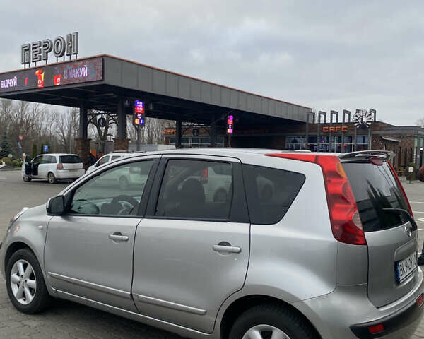 Сірий Ніссан Ноут, об'ємом двигуна 1.6 л та пробігом 214 тис. км за 5200 $, фото 10 на Automoto.ua