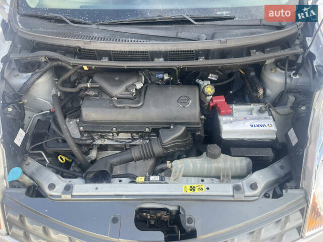 Серый Ниссан Ноут, объемом двигателя 1.4 л и пробегом 178 тыс. км за 4750 $, фото 11 на Automoto.ua