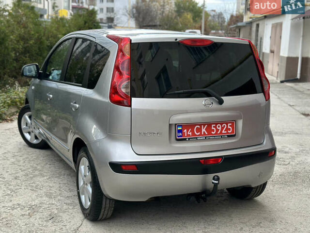 Сірий Ніссан Ноут, об'ємом двигуна 1.4 л та пробігом 130 тис. км за 5450 $, фото 4 на Automoto.ua