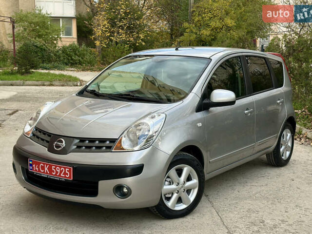 Сірий Ніссан Ноут, об'ємом двигуна 1.4 л та пробігом 130 тис. км за 5450 $, фото 14 на Automoto.ua