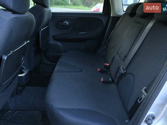 Сірий Ніссан Ноут, об'ємом двигуна 1.6 л та пробігом 198 тис. км за 5150 $, фото 19 на Automoto.ua