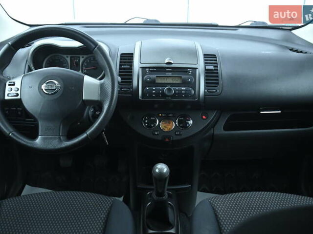 Сірий Ніссан Ноут, об'ємом двигуна 1.6 л та пробігом 258 тис. км за 5150 $, фото 25 на Automoto.ua