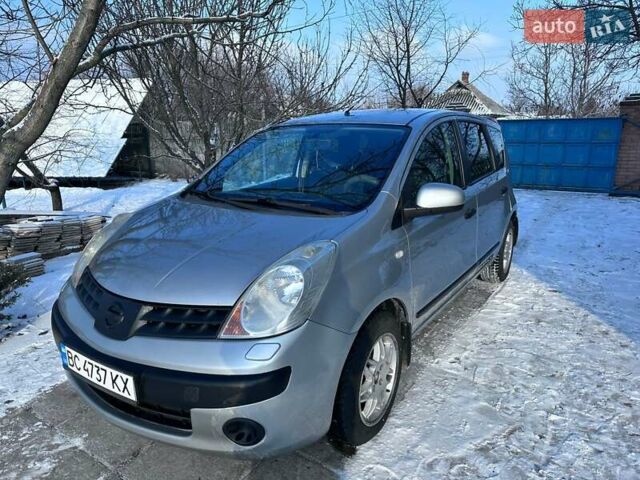 Сірий Ніссан Ноут, об'ємом двигуна 1.6 л та пробігом 181 тис. км за 5200 $, фото 6 на Automoto.ua