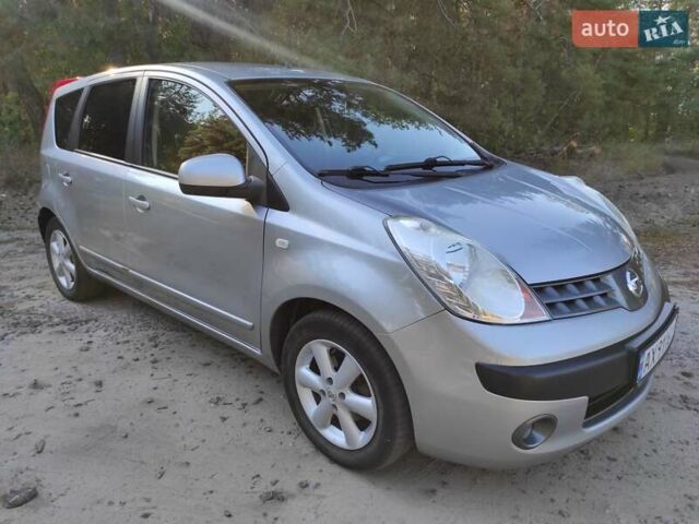 Сірий Ніссан Ноут, об'ємом двигуна 1.4 л та пробігом 218 тис. км за 5100 $, фото 5 на Automoto.ua