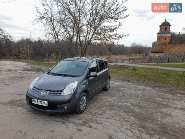 Серый Ниссан Ноут, объемом двигателя 1.6 л и пробегом 216 тыс. км за 5700 $, фото 26 на Automoto.ua